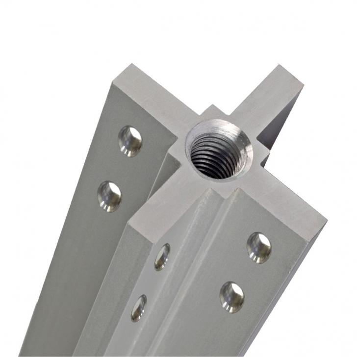 Flexi-Long Stangenprofil M10 und 8 Bohrungen