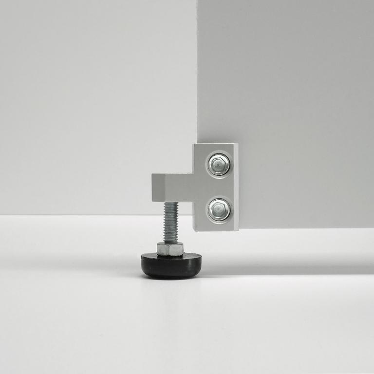 Stellfuß M6 x 30 mm mit Grundelement Typ T