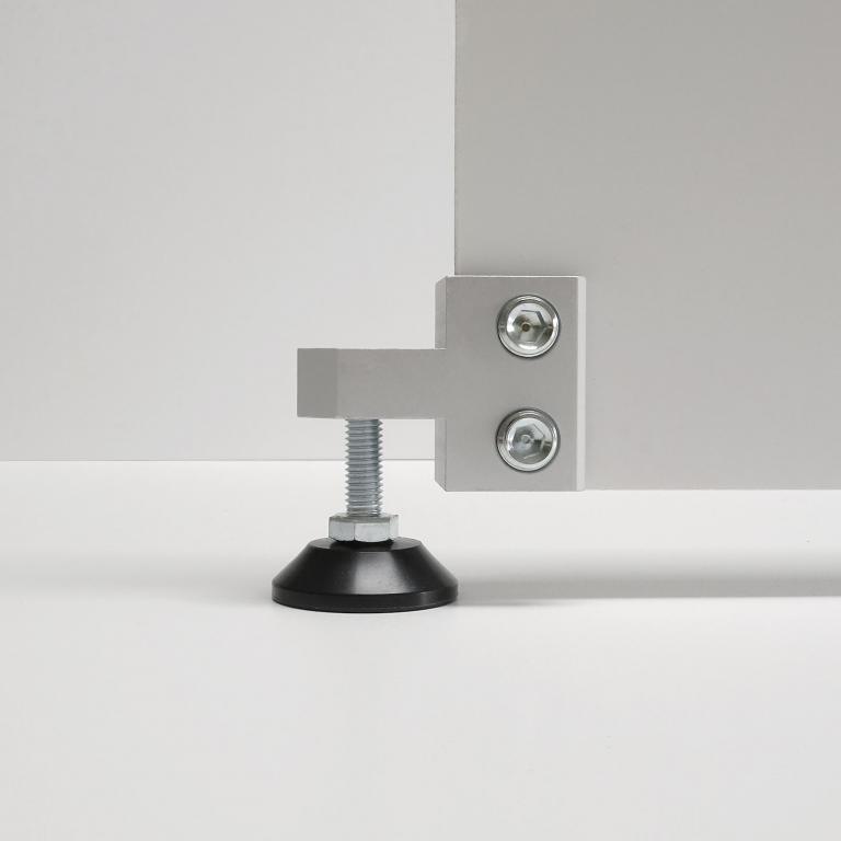 Stellfuß M8 x 30 mm mit Grundelement Typ T